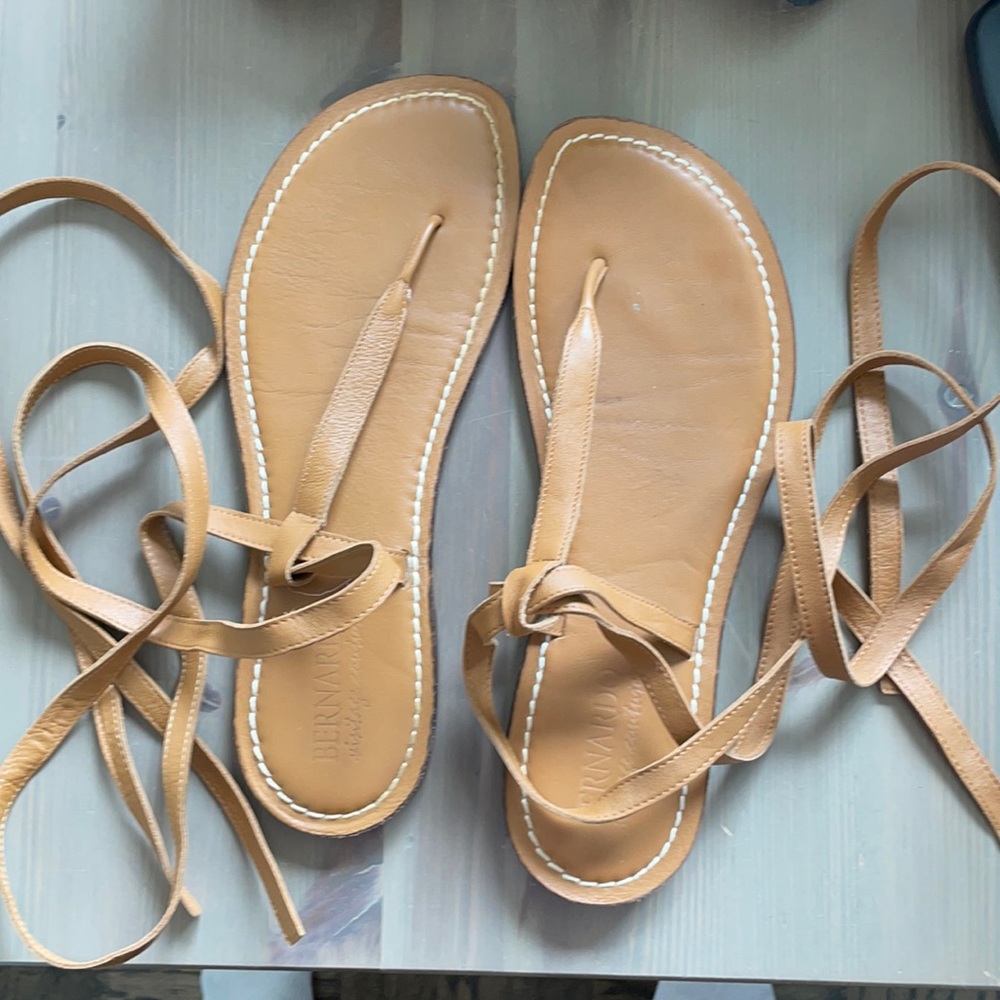 Flat sandal wear 2ways